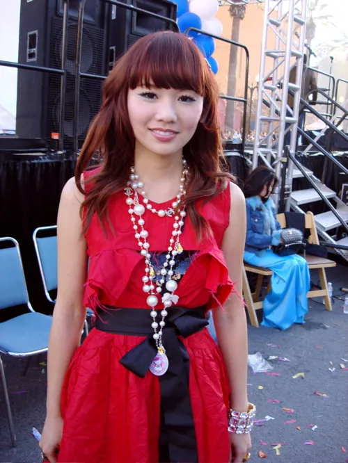 Trish Thùy Trang